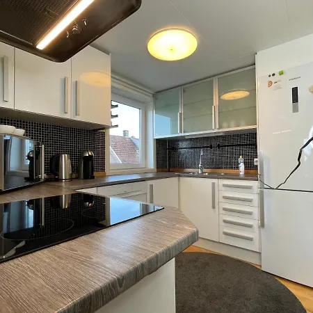 Flat With 2br And Terrace Between Restaurants Appartement Stavanger