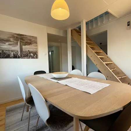 Appartement Flat With 2br And Terrace Between Restaurants Stavanger